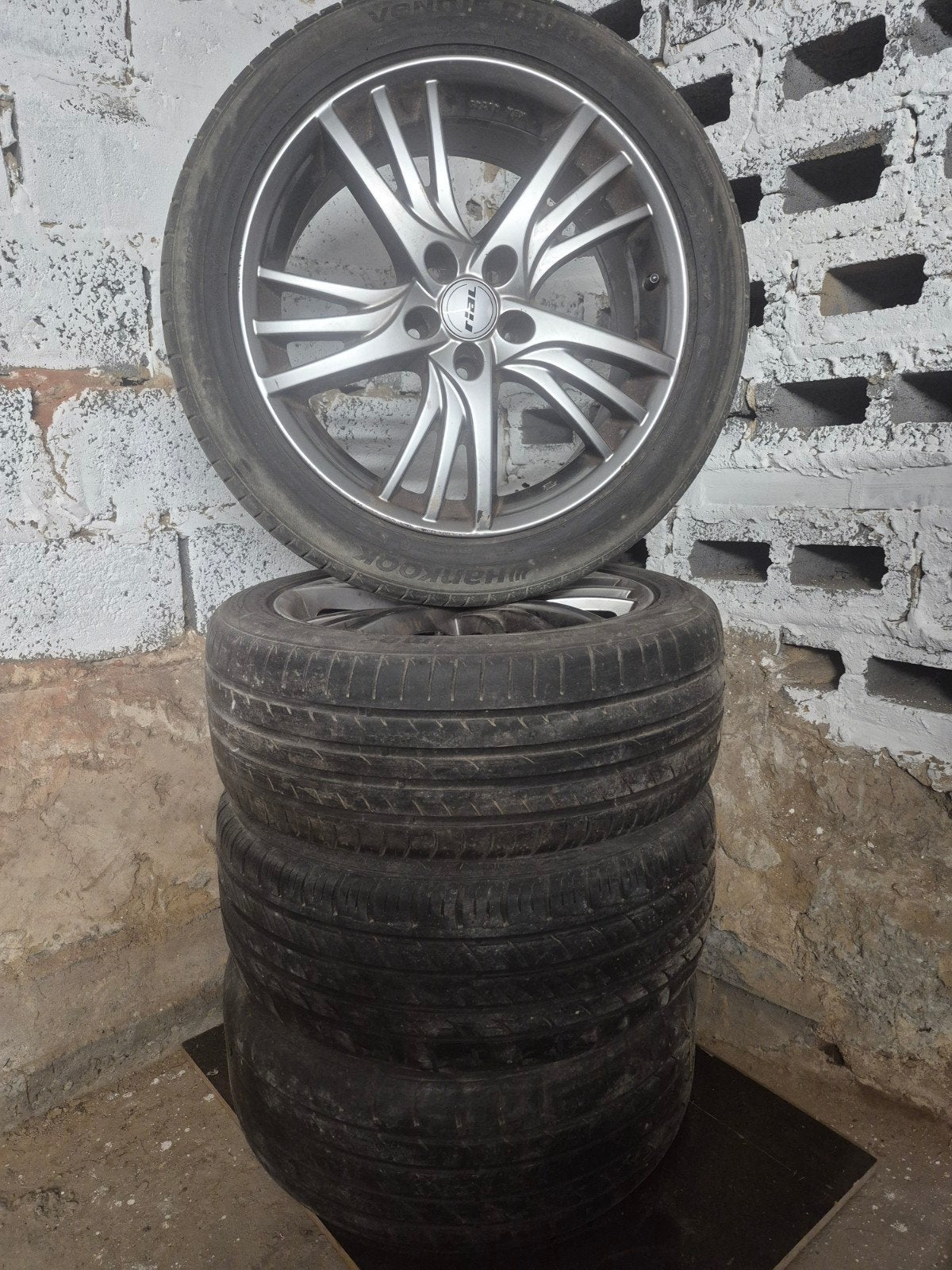 Pneus et jantes d'été., Autos : Pièces & Accessoires, Pneus et Jantes, 245 mm, Véhicule de tourisme, Pneus été