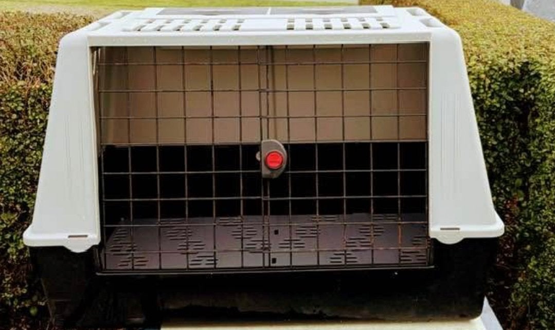 Grande cage pour chien. Ferplast, Animaux & Accessoires, Enlèvement, Comme neuf