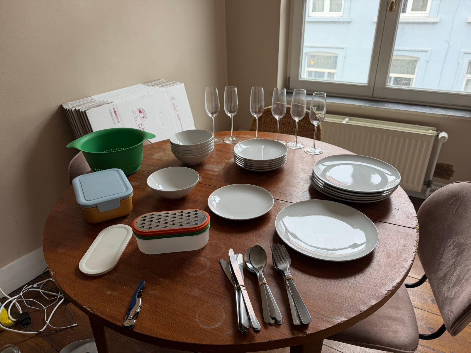 Lot vaisselle, Enlèvement, Comme neuf, Service complet
