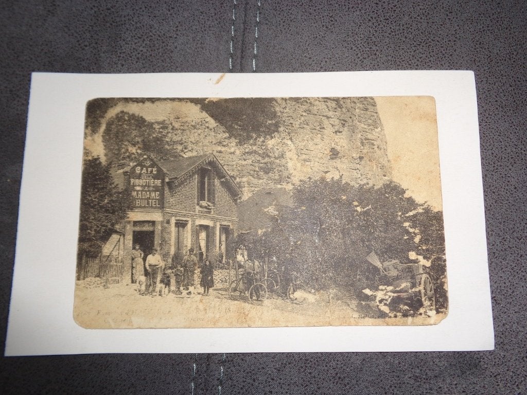 Ancienne carte postale des environs de Harfleur, Collections, Enlèvement