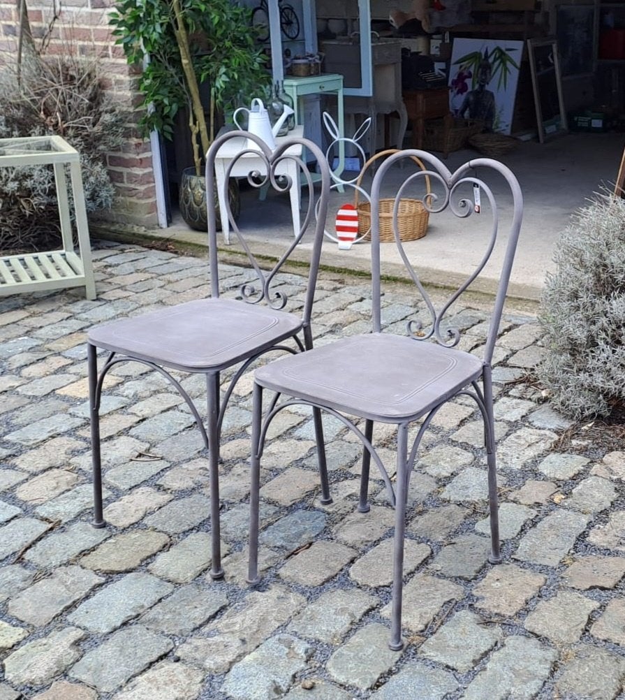 2 stuks Bistrostoelen hartvormig ijzer j-line, Tuin en Terras, Ophalen, Nieuw, Overige materialen