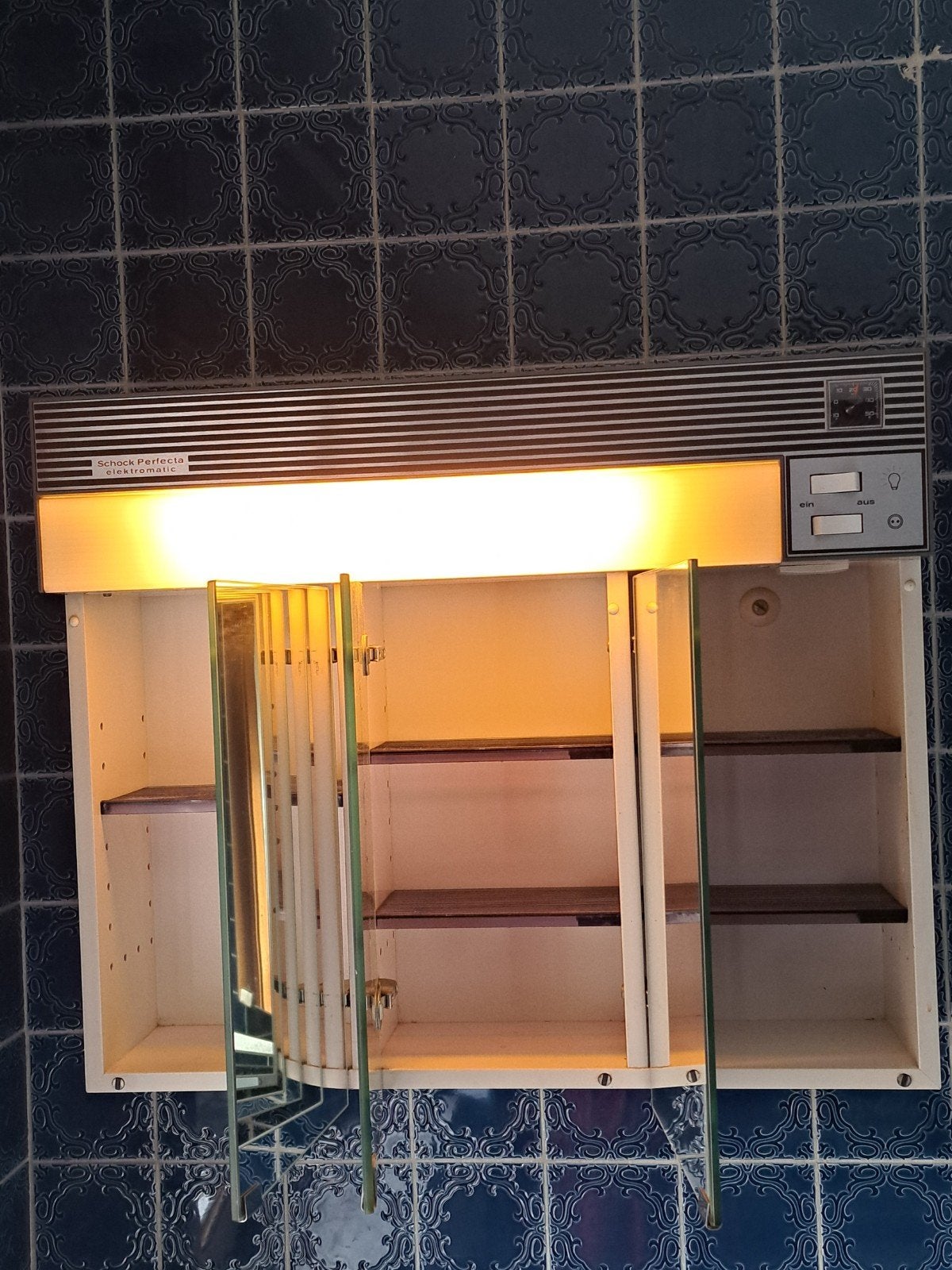 Badkamerkastje 3 spiegeldeuren, Ophalen, Gebruikt