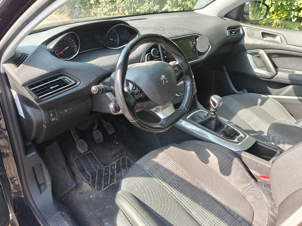 Peugeot 308 SW 1.6 BlueHDi Allure, Auto's, Voorwielaandrijving, Dealer onderhouden, Stof, 4 cilinders