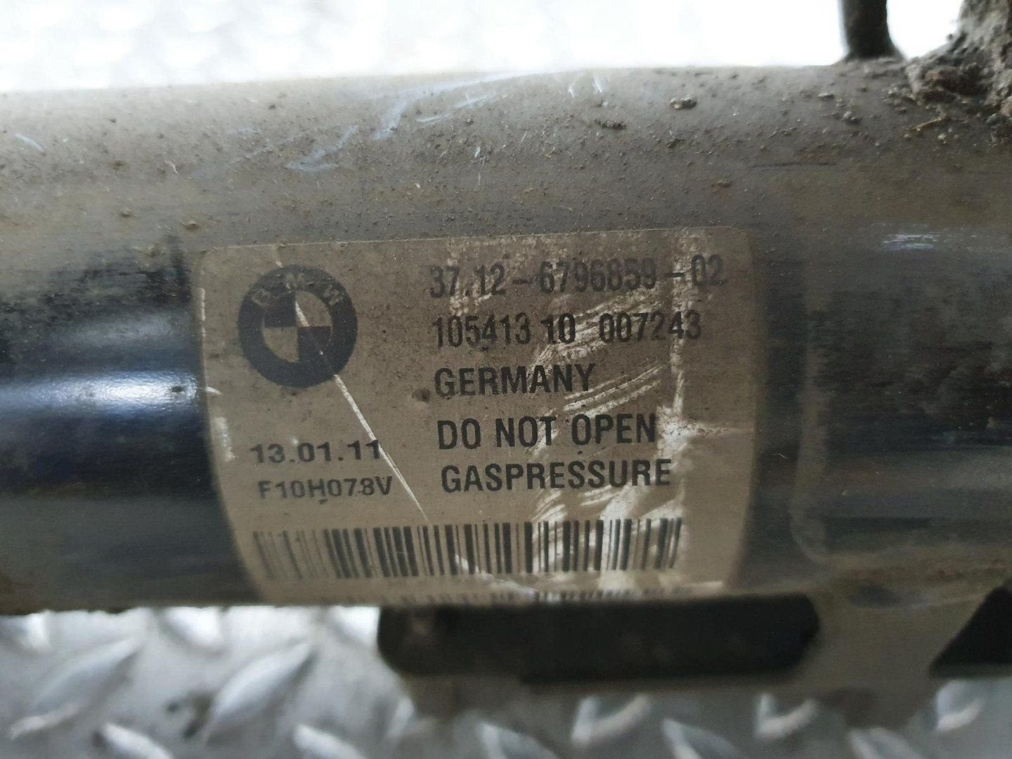 BMW 5 SERIES 535D F10 VEERPOOT / SCHOKBREKER LA 37126796859, Enlèvement ou Envoi, Utilisé, ARN reconnu