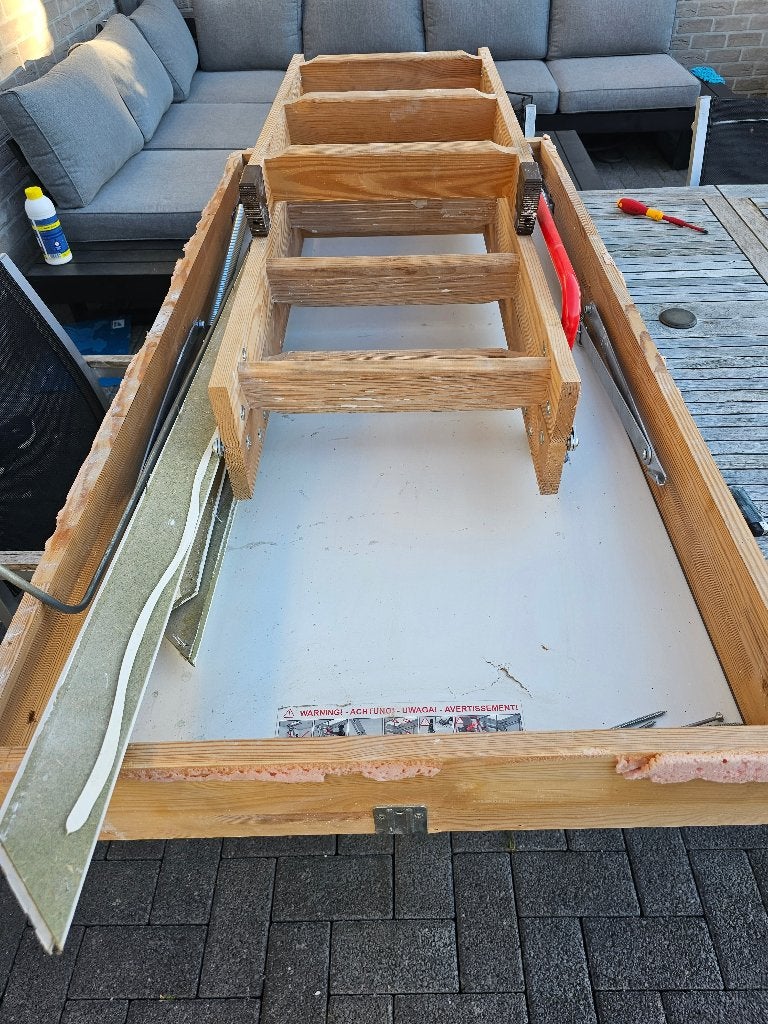 Zoldertrap, Ophalen, Gebruikt, Trap, Opvouwbaar of Inschuifbaar
