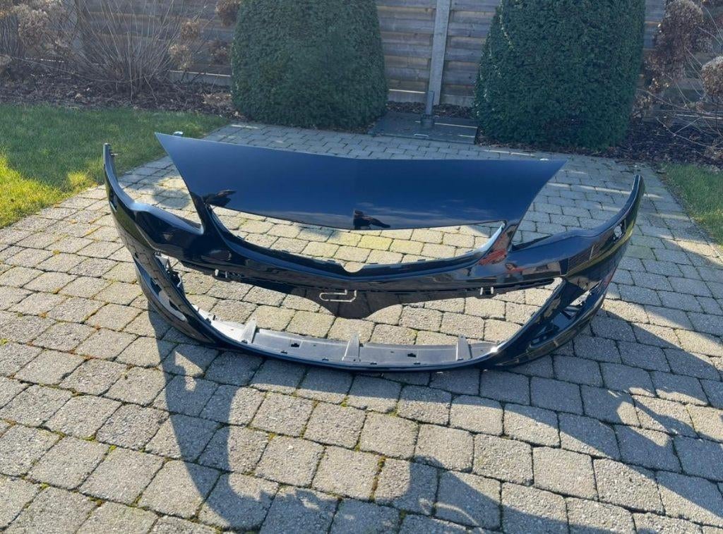 Opel Astra J Facelift voorbumper in Z22C, Auto-onderdelen, Ophalen, Voor, Opel, Nieuw