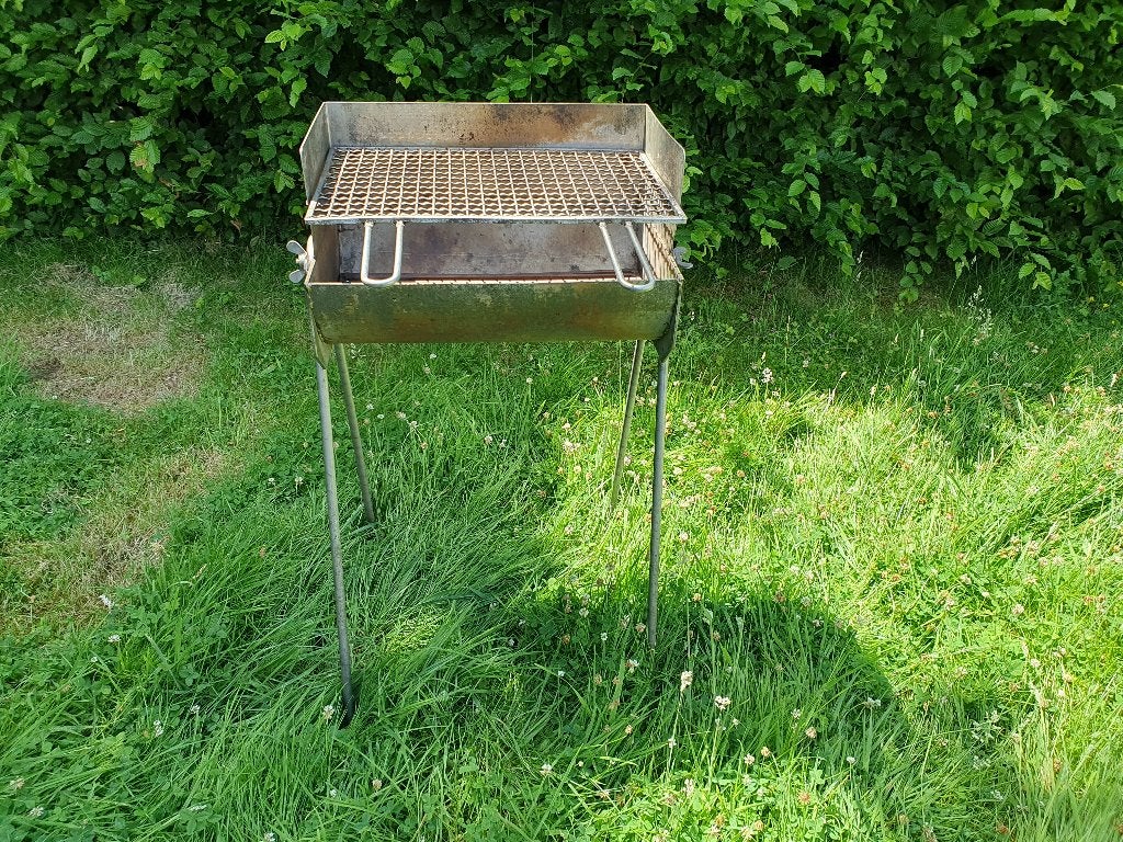 Roestvrijstalen BBQ, Tuin en Terras, Houtskoolbarbecues, Ophalen, Gebruikt, Zie foto