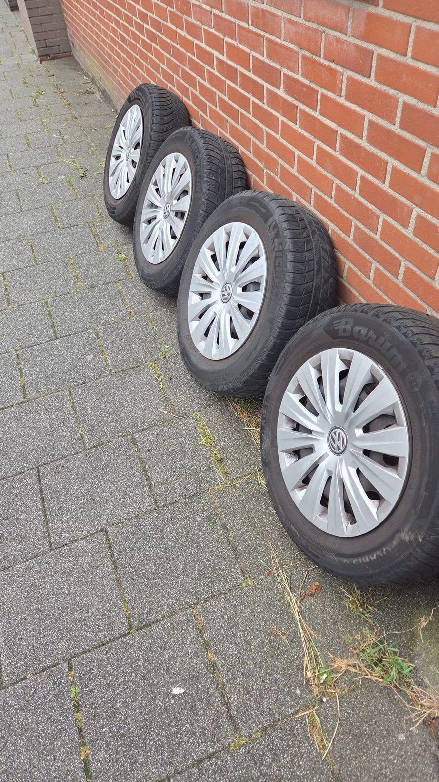 Volkswagen golf 7 banden met wieldop, Ophalen of Verzenden, Band(en)