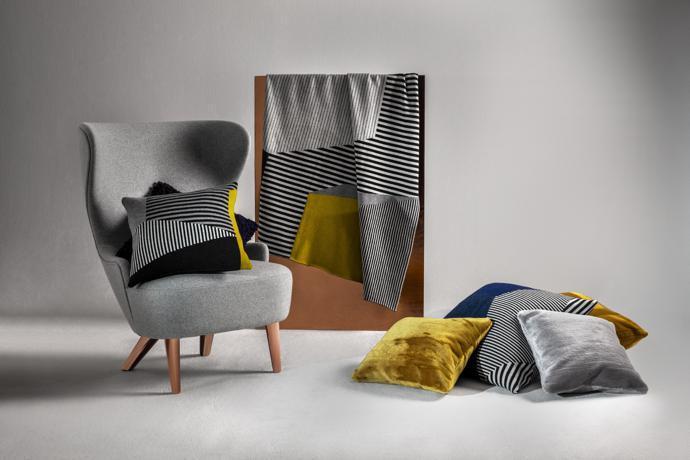 Plaid multicolore "Line Throw" TOM DIXON, Maison & Meubles, Accessoires pour la Maison | Plaids & Couvertures, Utilisé, Enlèvement