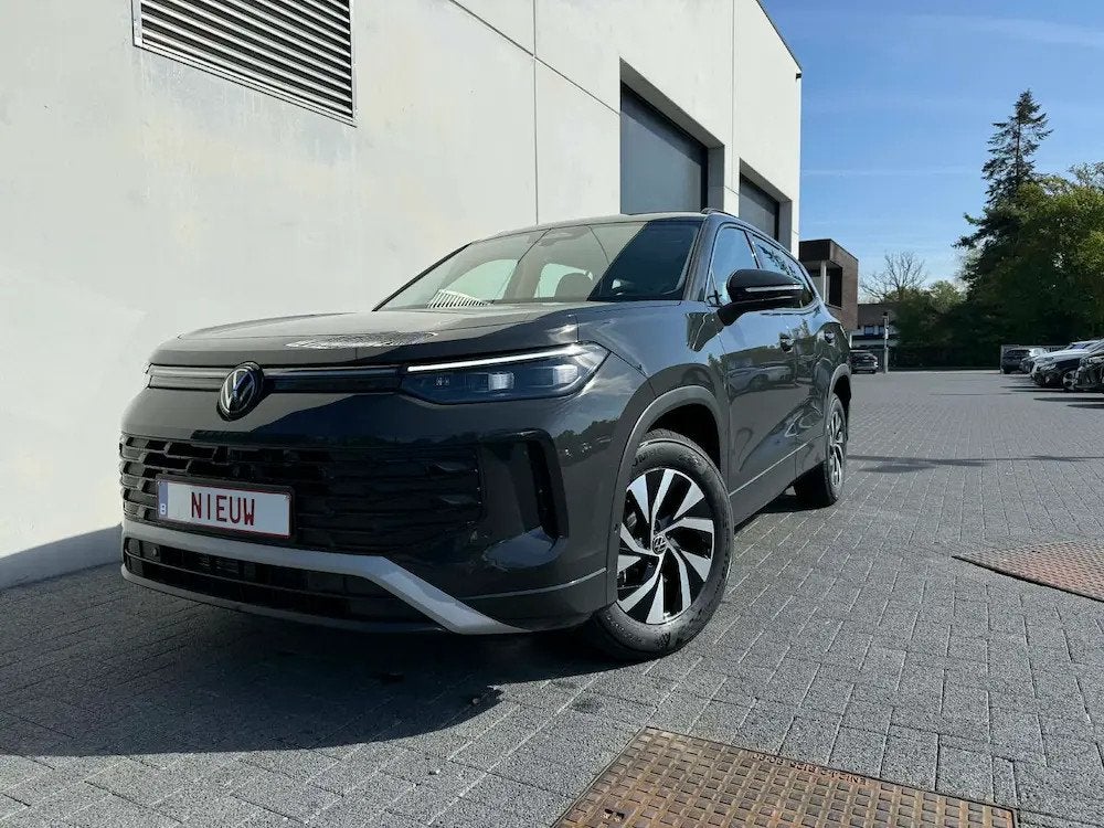 Volkswagen Tayron 1.5eTSI 150PK DSG APP CONNECT ACC PARK ASS, Auto's, Volkswagen, Automaat, Stof, Bedrijf, 5 zetels