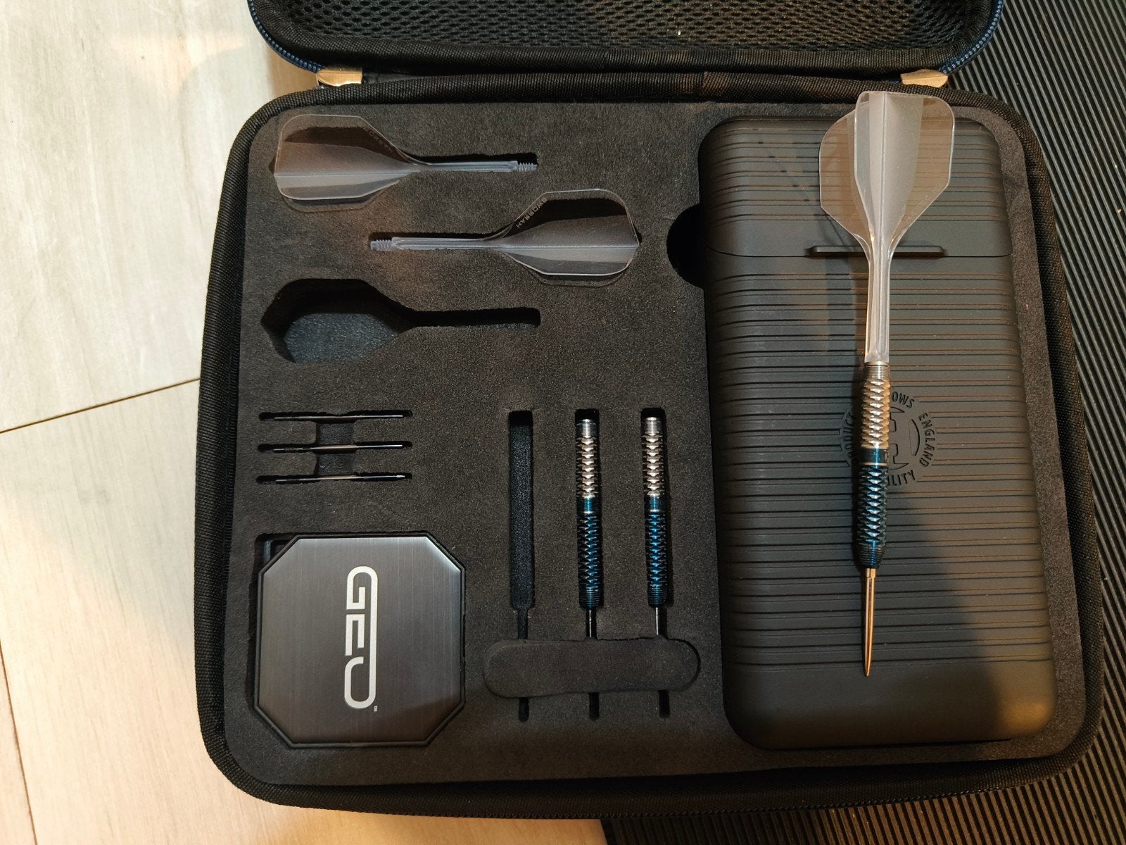 Harrows geo darts 24 gram, Sport en Fitness, Ophalen of Verzenden, Zo goed als nieuw