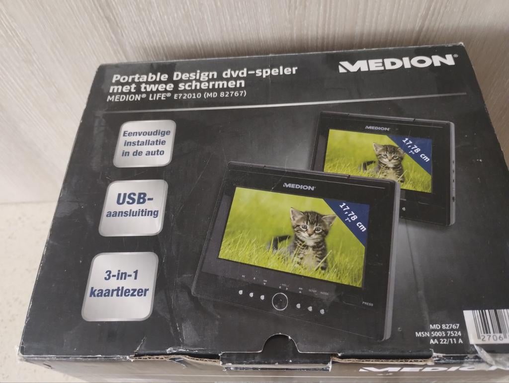 Draagbare dvd speler voor in de auto, Ophalen
