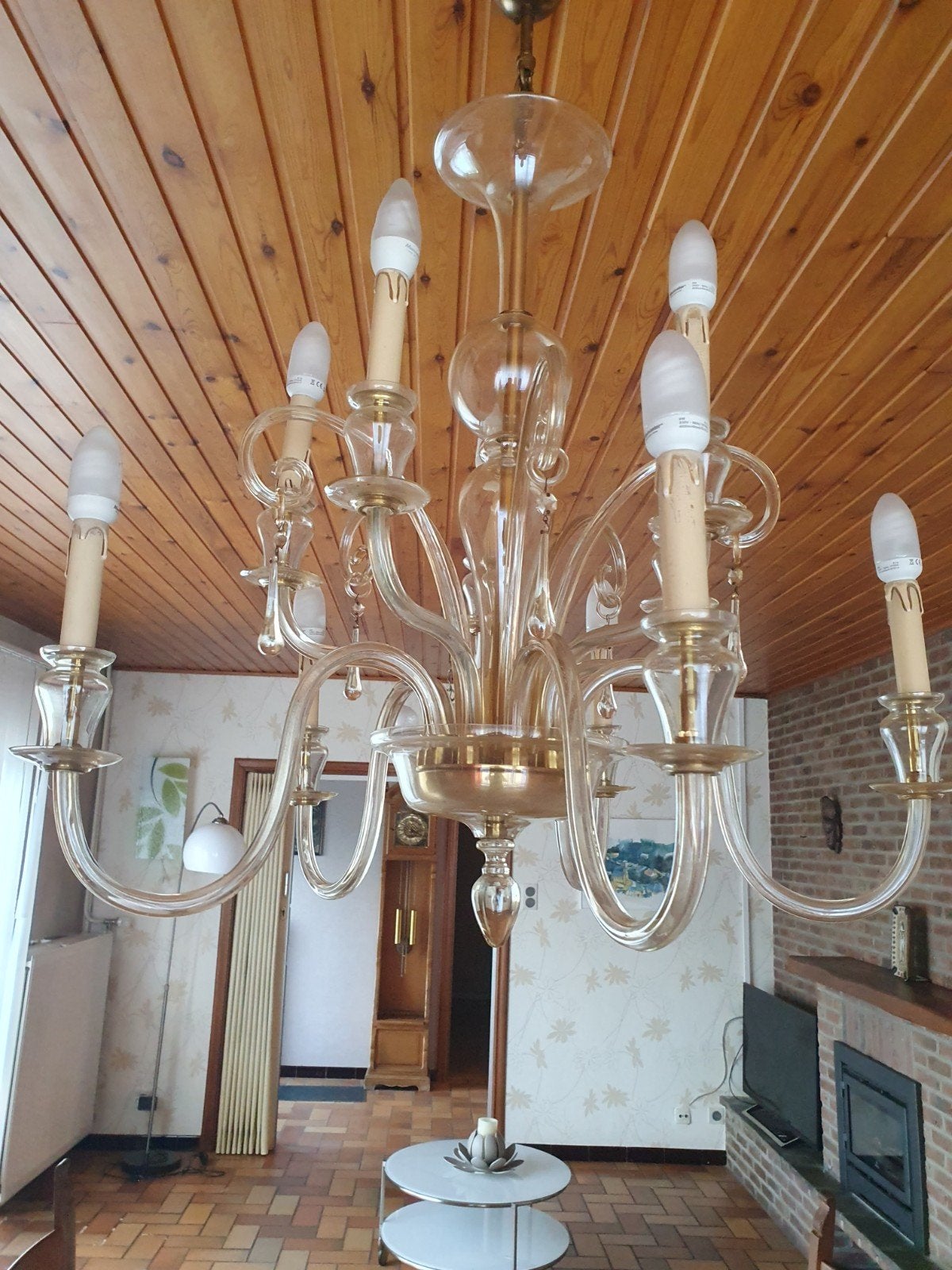 lustre en cristal, Enlèvement