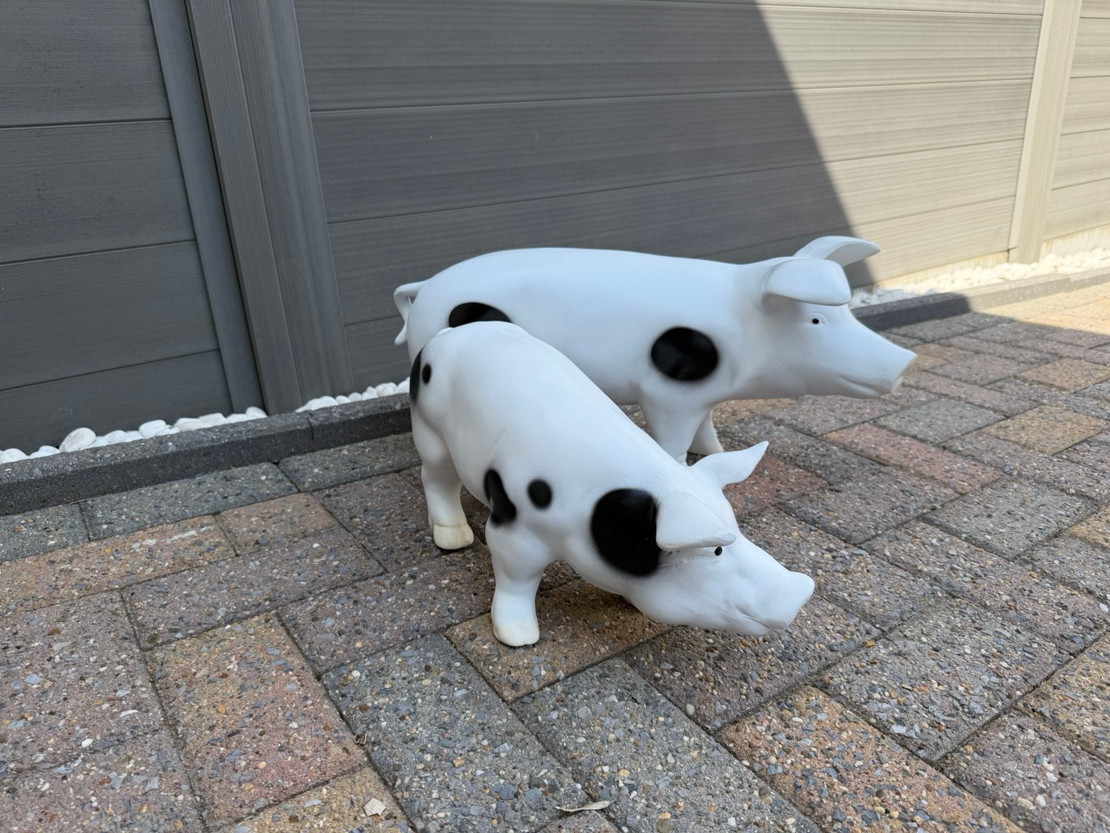 Varkens duo, Ophalen, Nieuw, Dierenbeeld