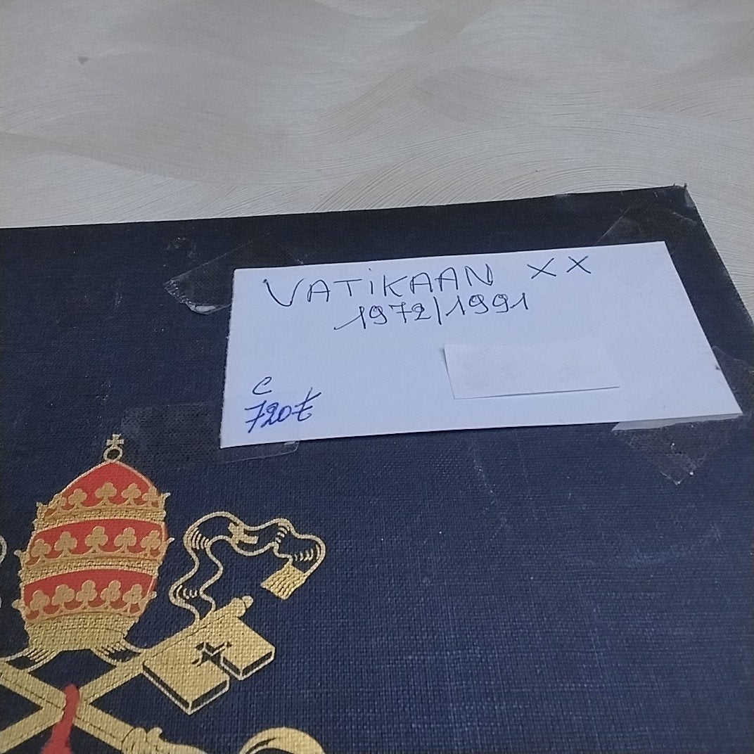 VATIKAAN XX 1972/1991 DAVO album cote 720,00 €, Postzegels en Munten, Ophalen of Verzenden