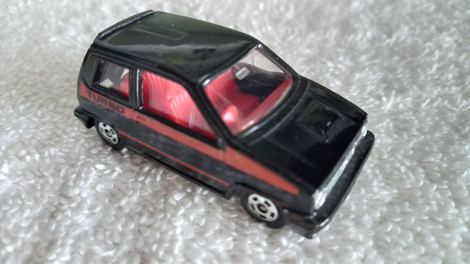 Tomica Zgan, Hobby en Vrije tijd, Modelauto's | Overige schalen, Ophalen of Verzenden