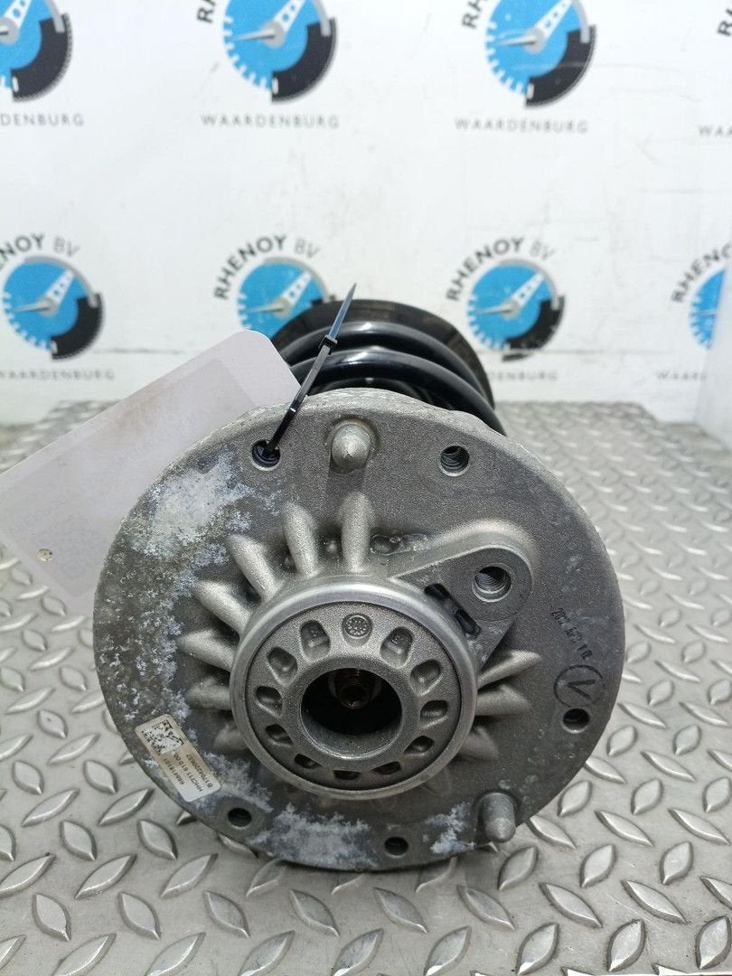 BMW X1 F48 sDrive18i High Exec.  VEERPOOT / SCHOKBREKER RV 3, Ophalen of Verzenden, Gebruikt, ARN erkend