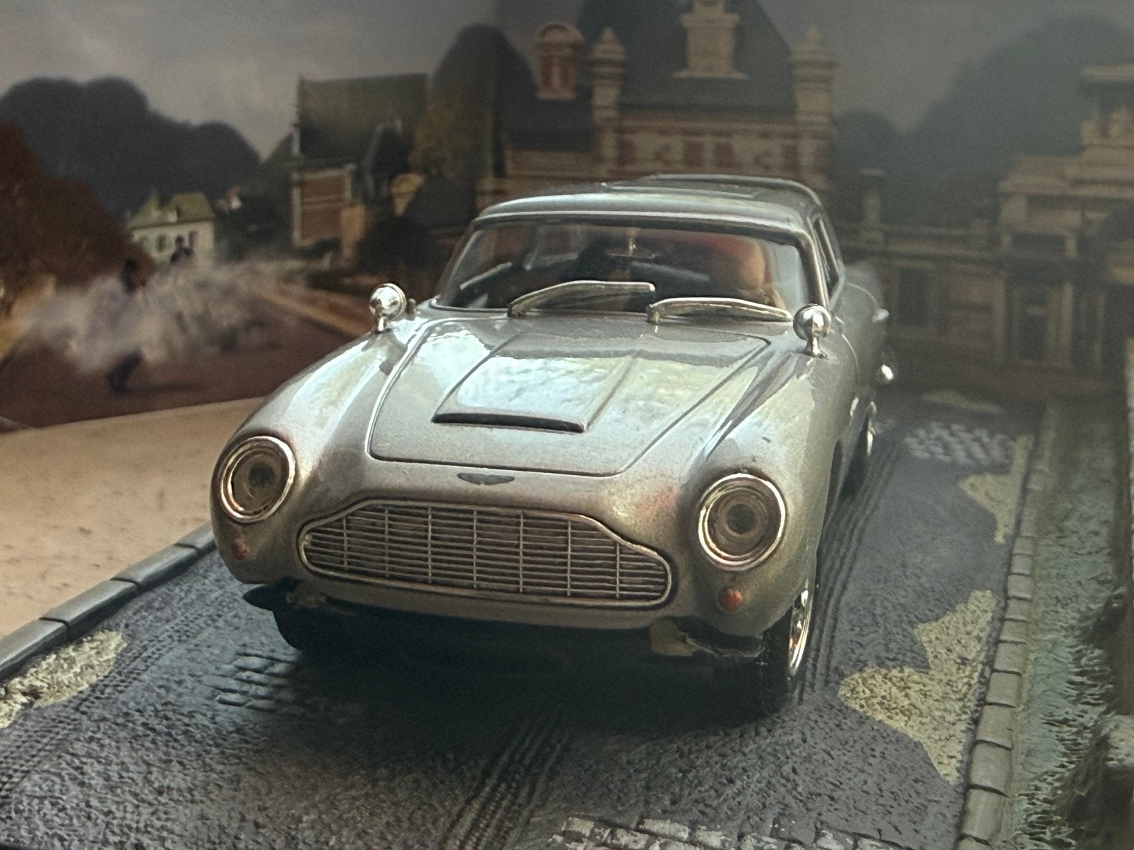 Aston Martin DB5, Enlèvement ou Envoi, Comme neuf, Voiture, Universal Hobbies
