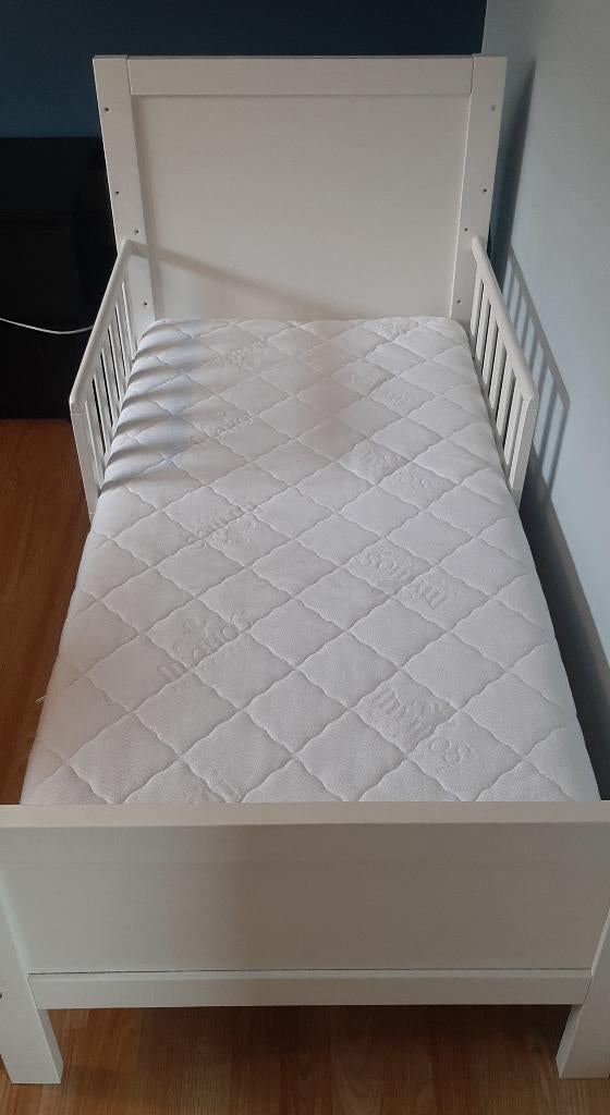 Mooi kinderbedje, Ophalen, Zo goed als nieuw, Ledikant