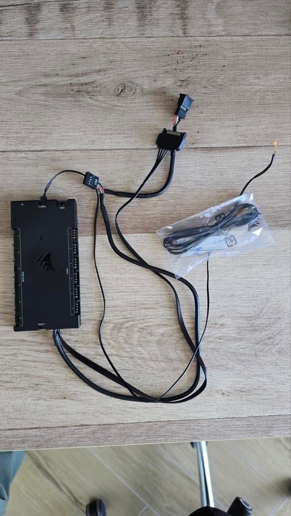 Corsair Commander Core, Computers en Software, Ophalen