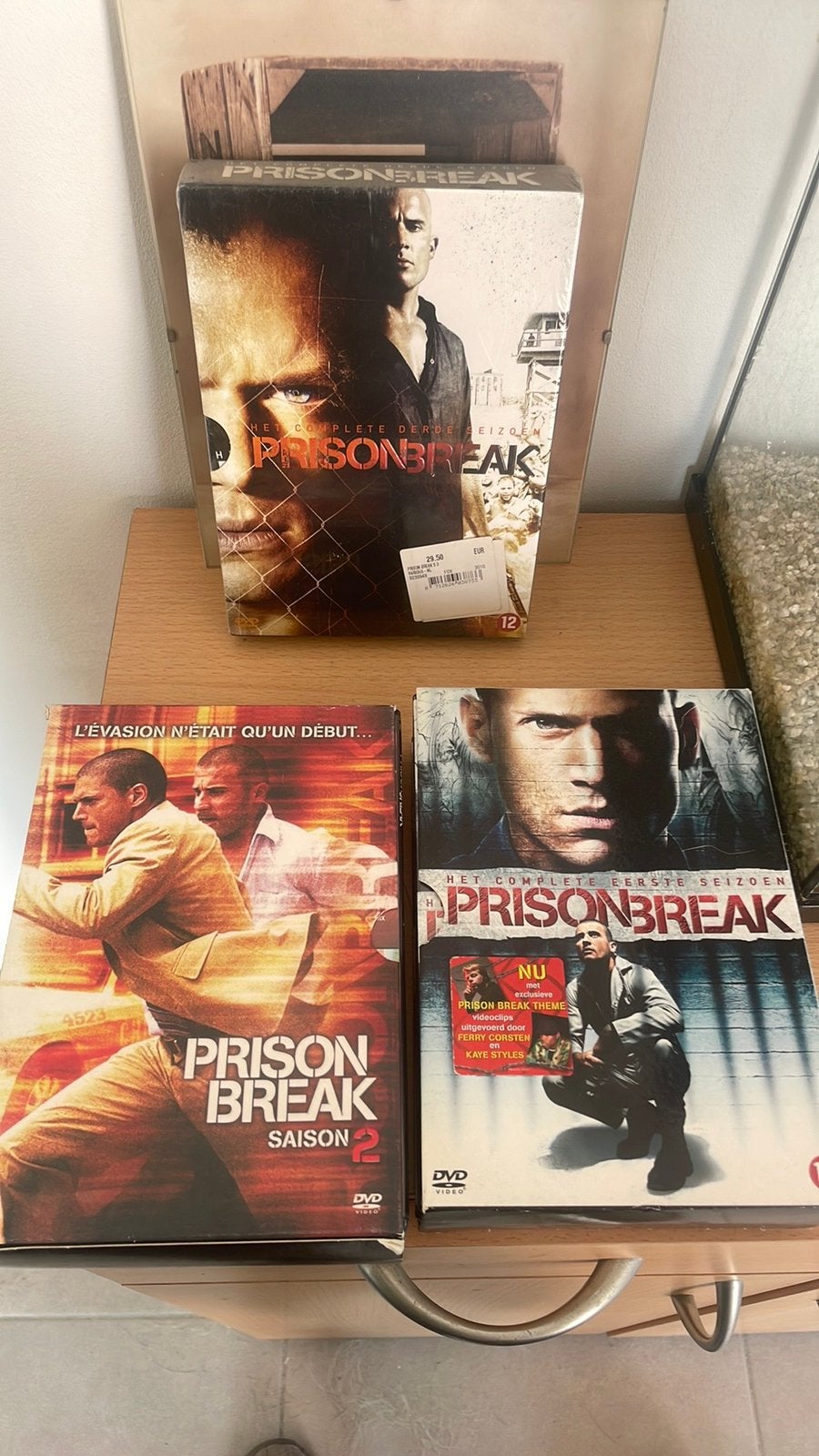 Prison break seizoen 1-3, Ophalen, Zo goed als nieuw