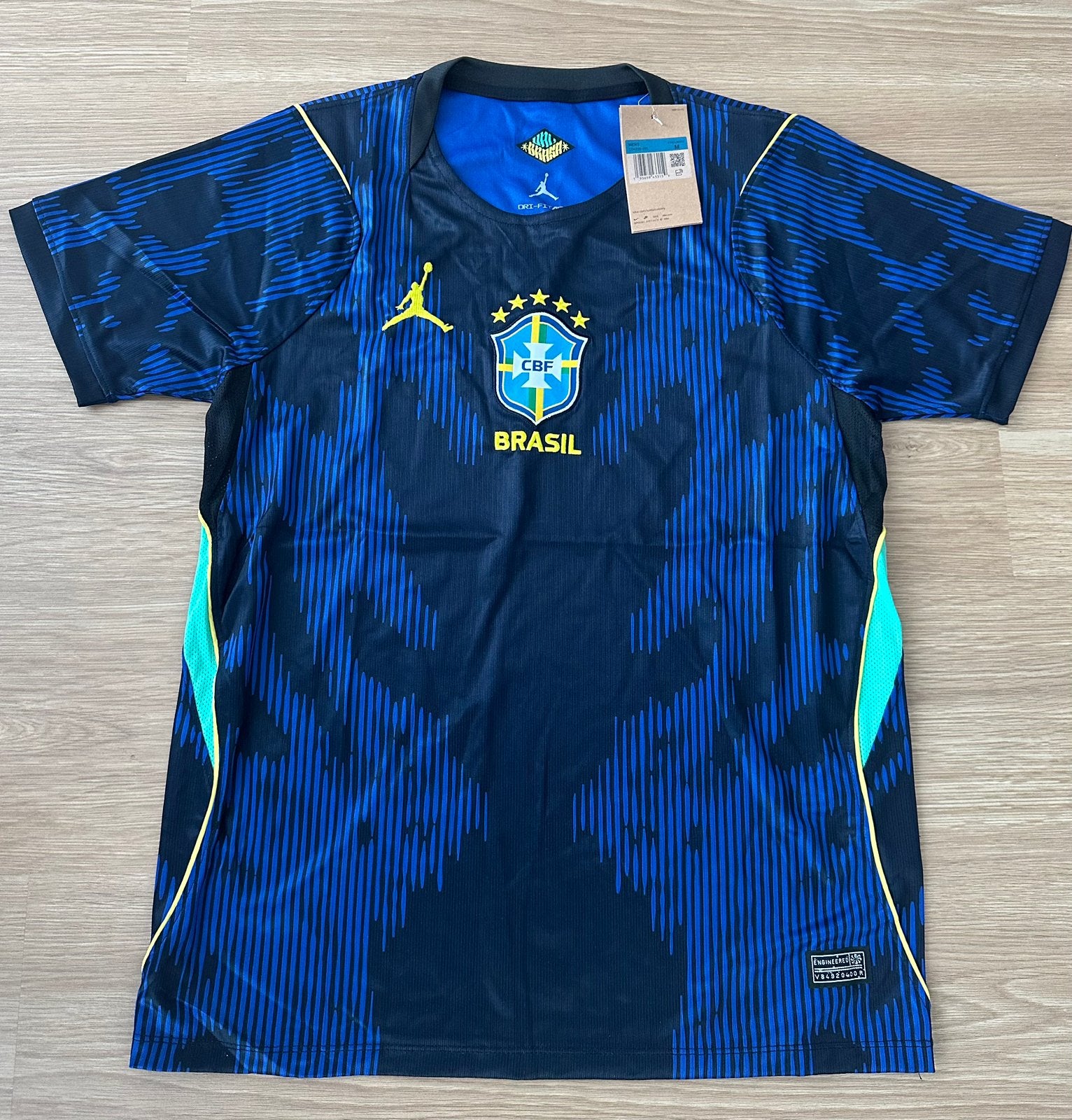 Maillot de foot brasil taille M, Taille M, Enlèvement, Neuf, Maillot
