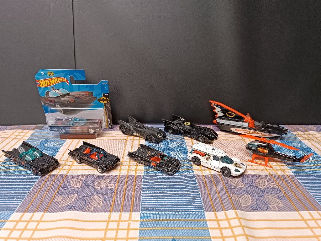 Batman - Corgi - Ertl - Husky - Hot Wheels - Hotwheels, Verzamelen, Ophalen of Verzenden, Gebruikt, Film, Overige typen