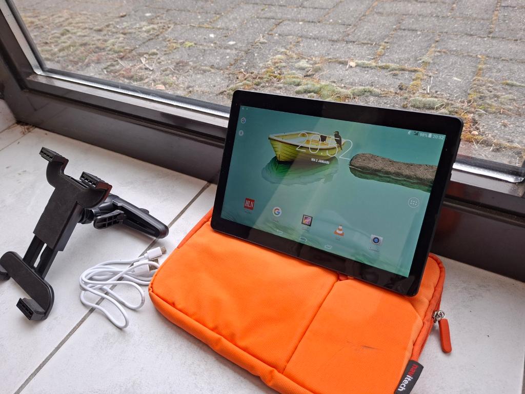 Tablet Met Oplader Hoesje, Houder, Ophalen, Zo goed als nieuw, 10 inch