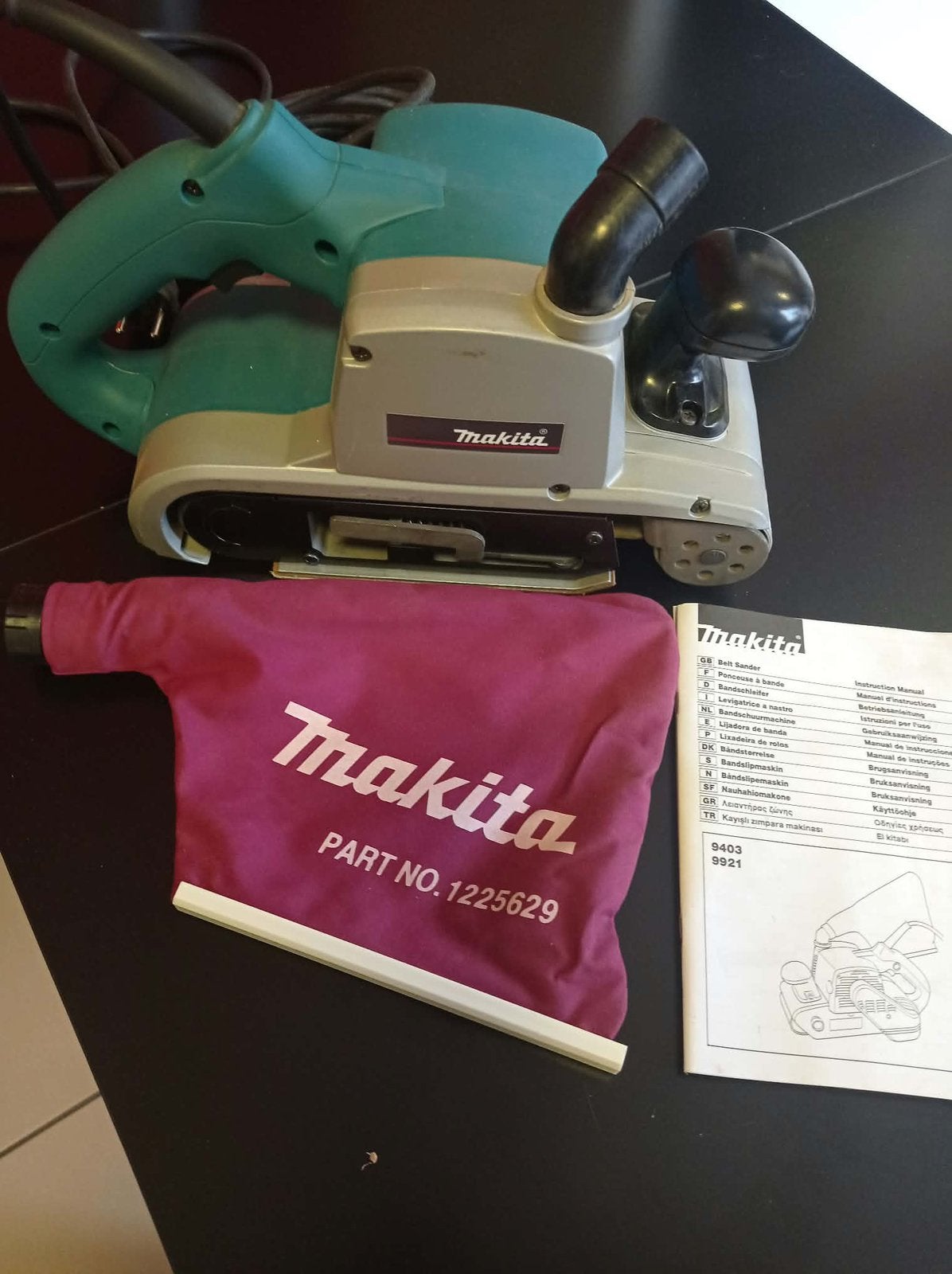 Makita Bandschuurmachine, Ophalen, Zo goed als nieuw, Bandschuurmachine