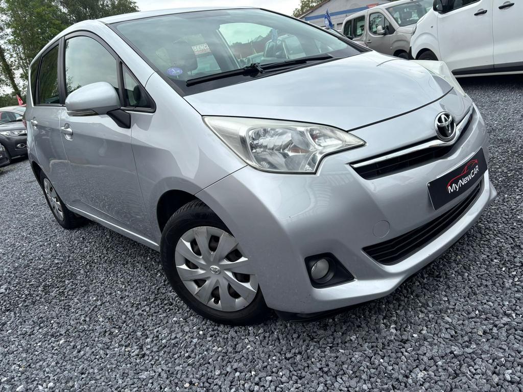 Toyota Yaris verso Essence avec demande d’immatriculation, Autos, Toyota, Entreprise, Achat, Yaris Verso, ABS, Essence, Euro 5