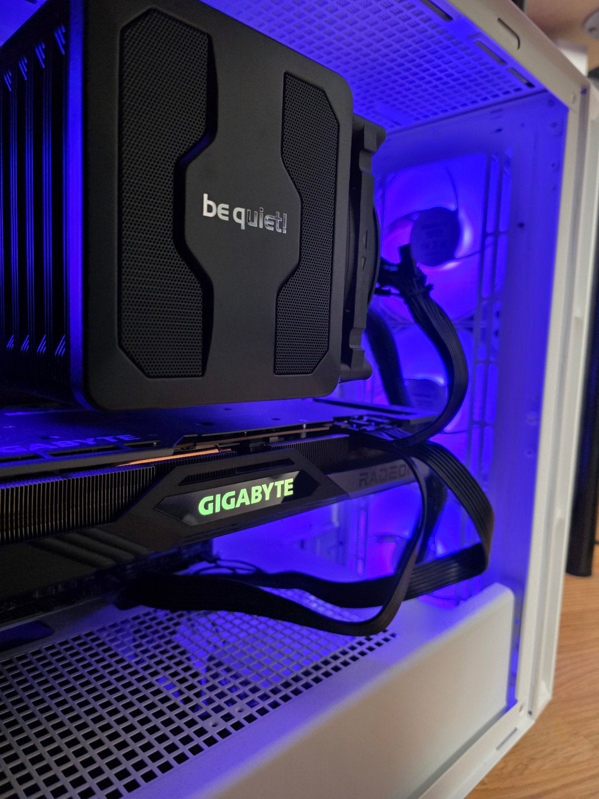 PC de jeu RX7900xt, Ryzen 5 7600x, 32 Go de RAM. SSD 990pro, Enlèvement
