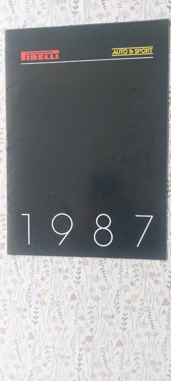 Pirelli kalender 1987, Divers, Envoi, Calendrier annuel, Utilisé