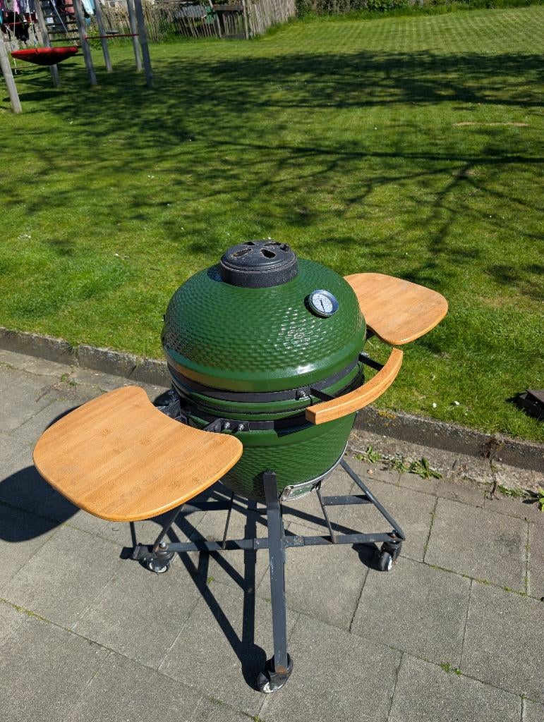 BBQ kamado, Ophalen, Gebruikt, Niet bekend, Met accessoires