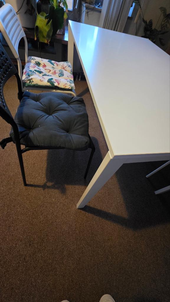 Eettafel met 4 stoelen., Huis en Inrichting, Tafels | Eettafels, Ophalen