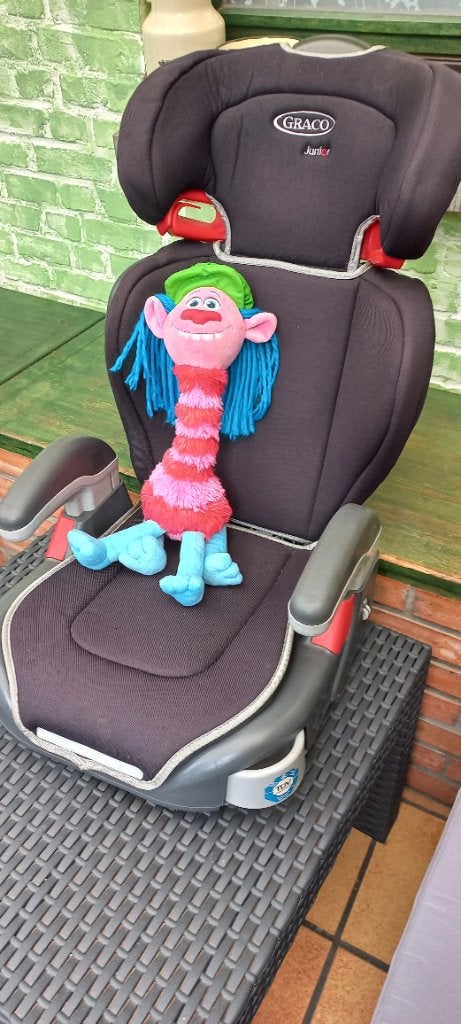autostoel en speeltjes, Ophalen