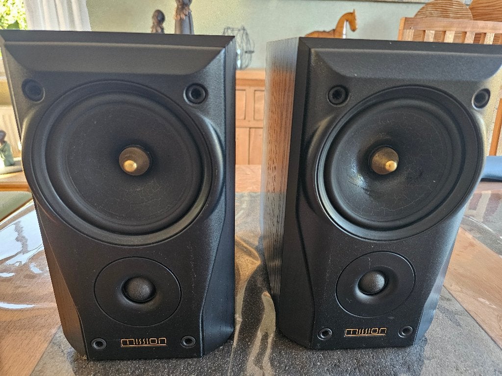 LIQUIDATION !!! MISSION 750, Enceinte d'étagère, 60 à 120 watts, Utilisé, Enlèvement