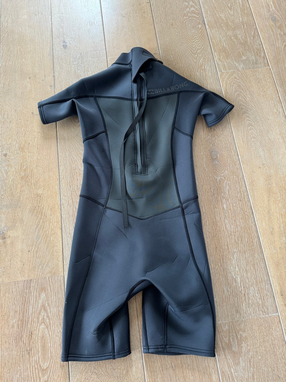Korte wetsuit “Billabong”, Watersport en Boten, Watersportkleding, Ophalen, Zo goed als nieuw, Wetsuit