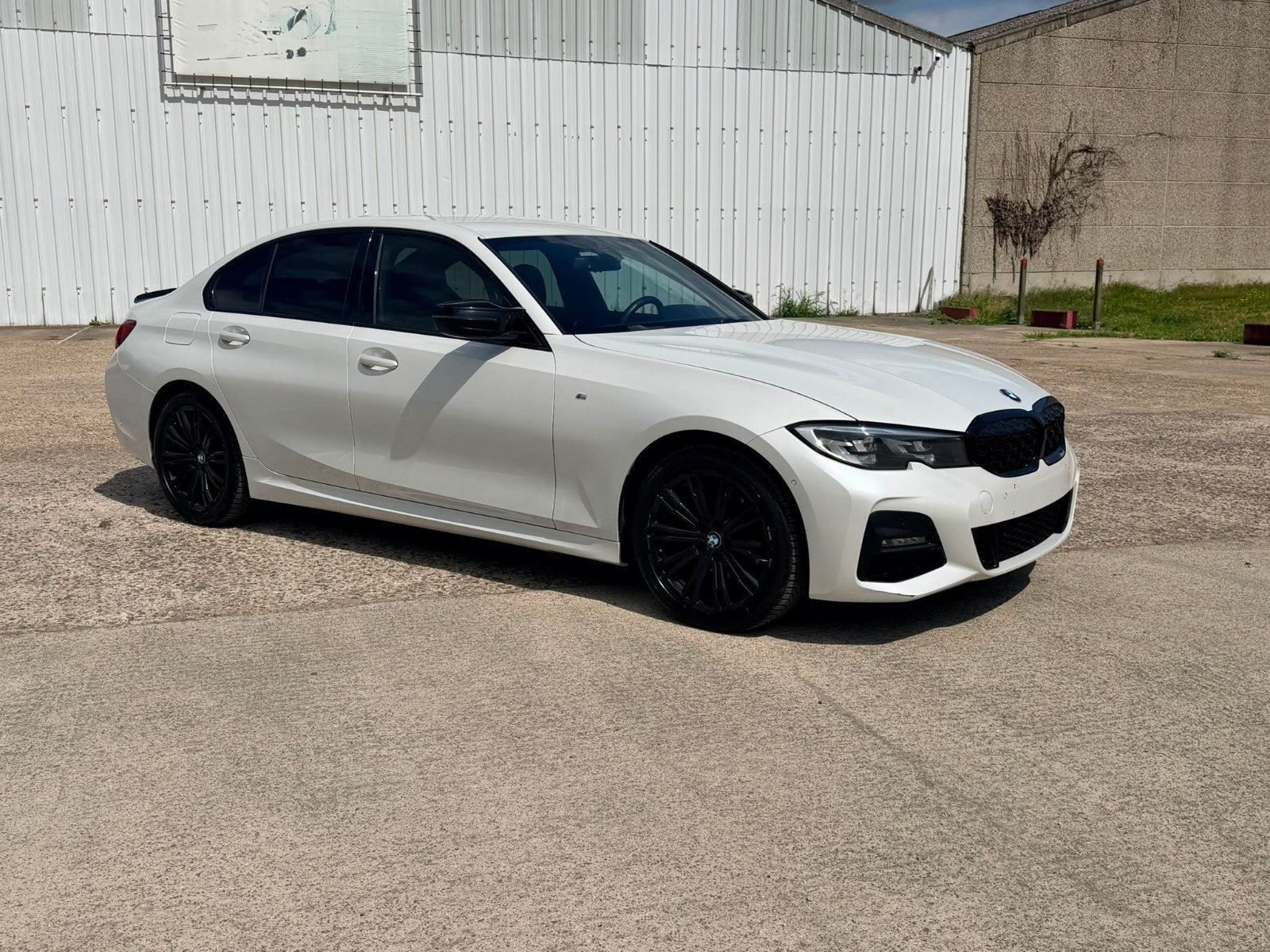 BMW 316d M Sport Automaat – 2020, Auto's, Automaat, Navigatiesysteem, Alcantara, Wit