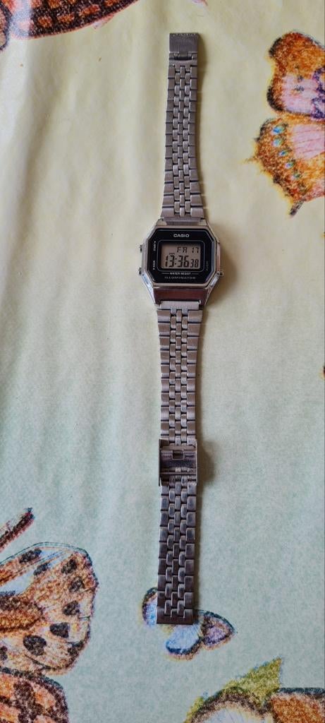 Casio vintage dameshorloge LA680WEA-1EF, Enlèvement