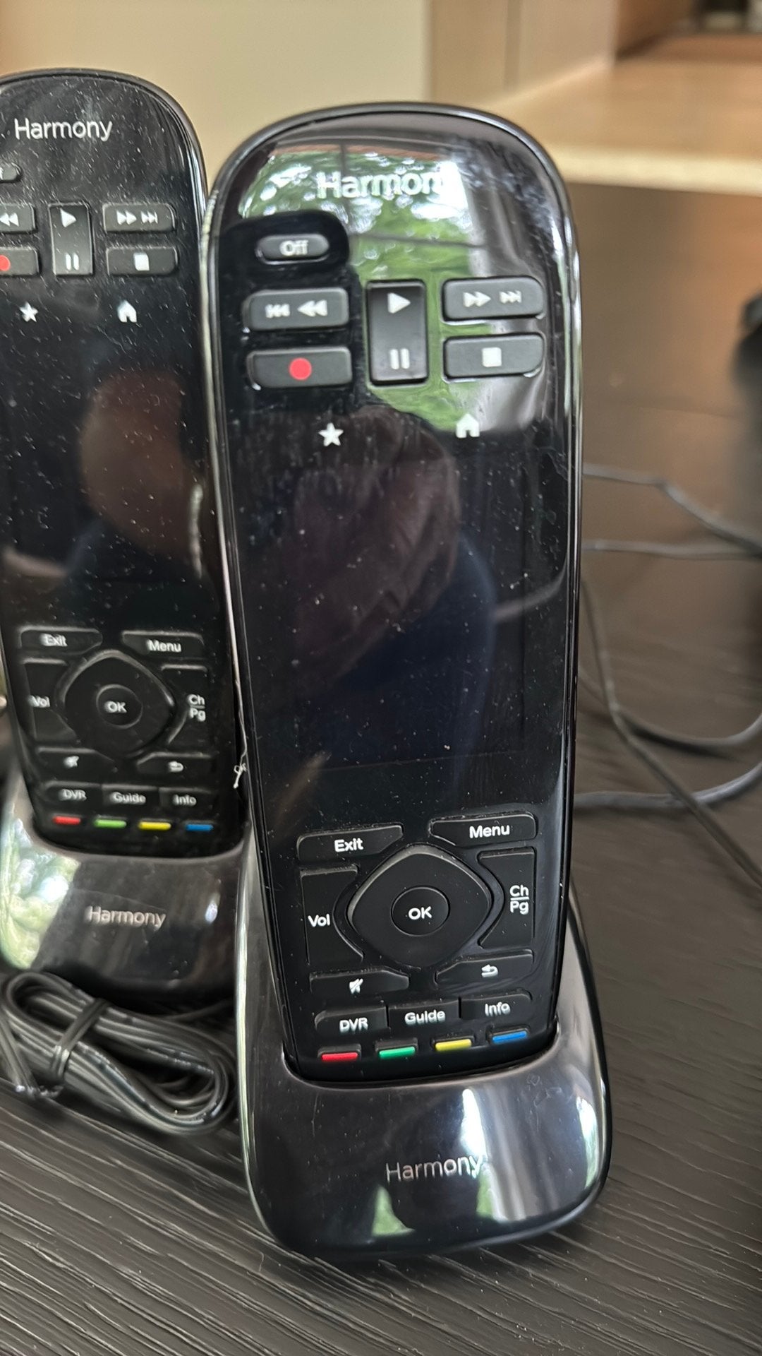 4 télécommande Harmony, TV, Hi-fi & Vidéo, Télécommandes, Enlèvement, Comme neuf