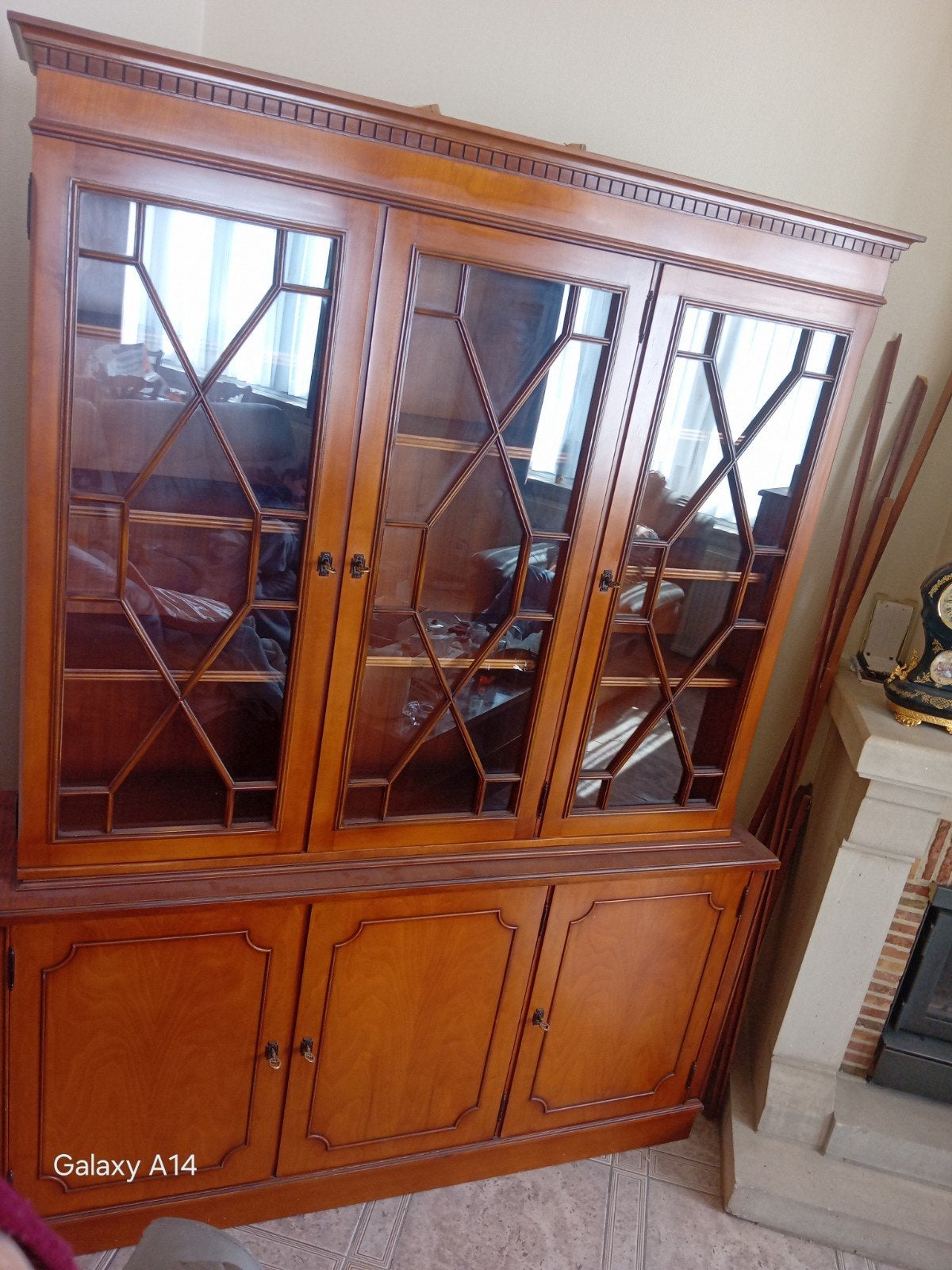 Grand vaisselier / Vitrine 2 corps en merisier style anglais, Maison & Meubles, Enlèvement