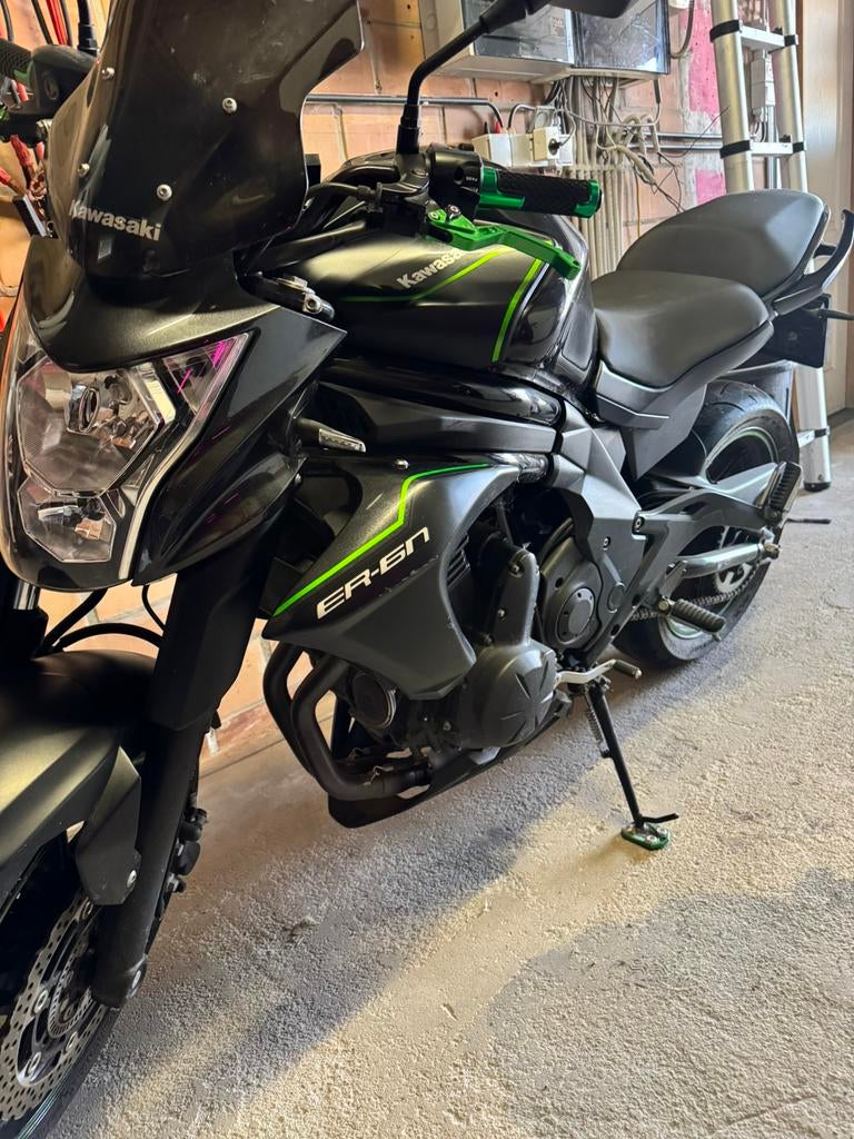 Kawasaki er-650n, Motoren, 2 cilinders, Particulier, Minimaal motorrijbewijs A2, 12 t/m 35 kW