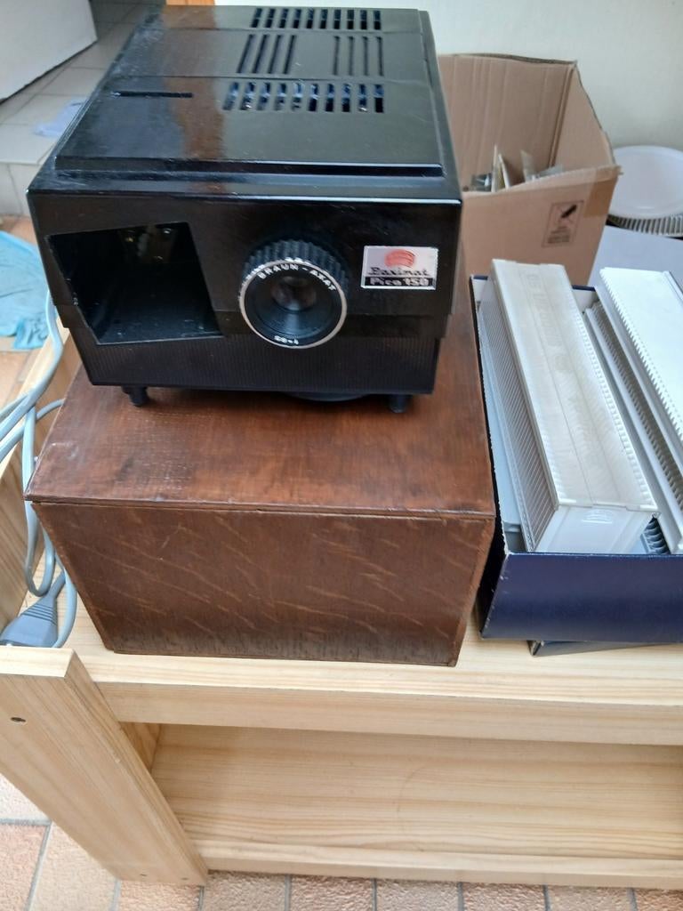 Paximat 150 Braun vintage diaprojector, Audio, Tv en Foto, Diaprojectoren, Ophalen