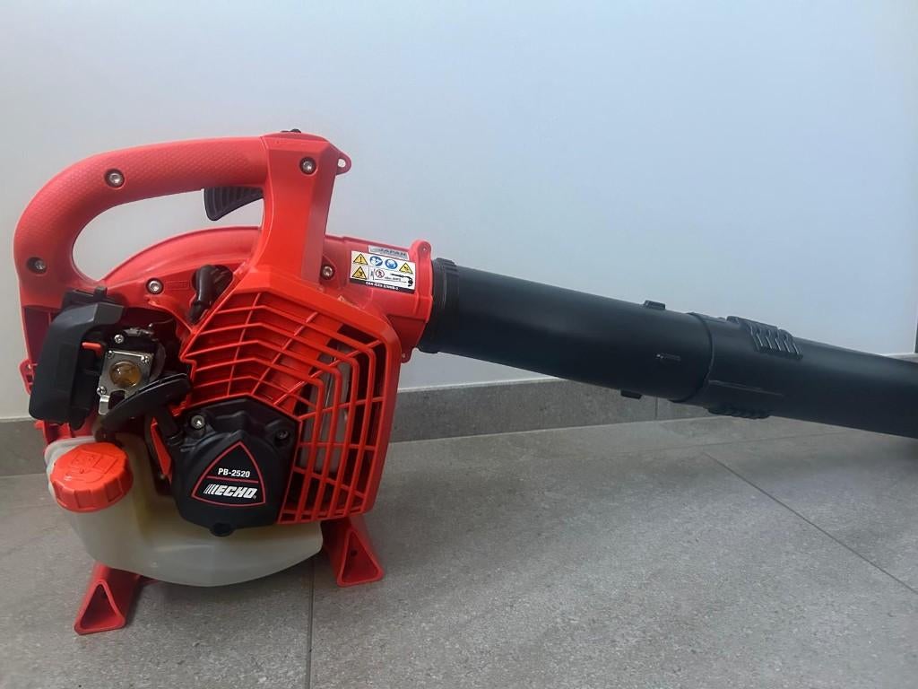 bladblazer ECHO PB-2520, Ophalen, Benzine, Echo, Handgedragen