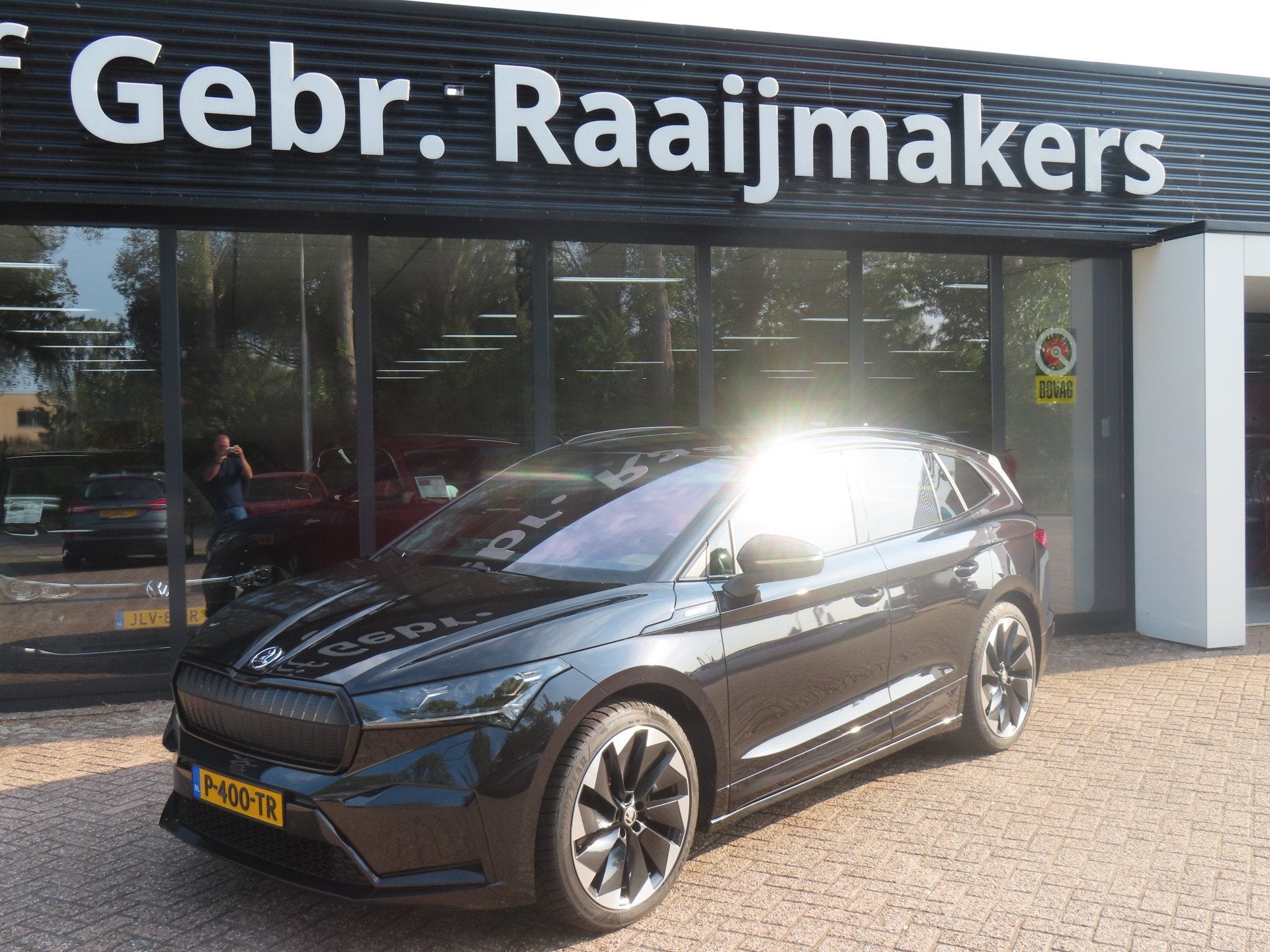 Skoda Enyaq iV 60 Sportline*LED*ACC*18099 netto* (bj 2022), Auto's, Skoda, Automaat, 20 min, Zwart, 5 zetels