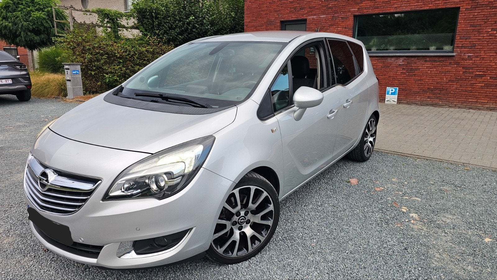 Opel Meriva 1.4L Benzin Cosmo/77.000km/Bj 2014/Euro6B/Navi/, Auto's, 4 cilinders, Leder en Stof, https://public.car-pass.be/vhr/97934cc3-a662-44a2-a5a1-fac7f3c47c55