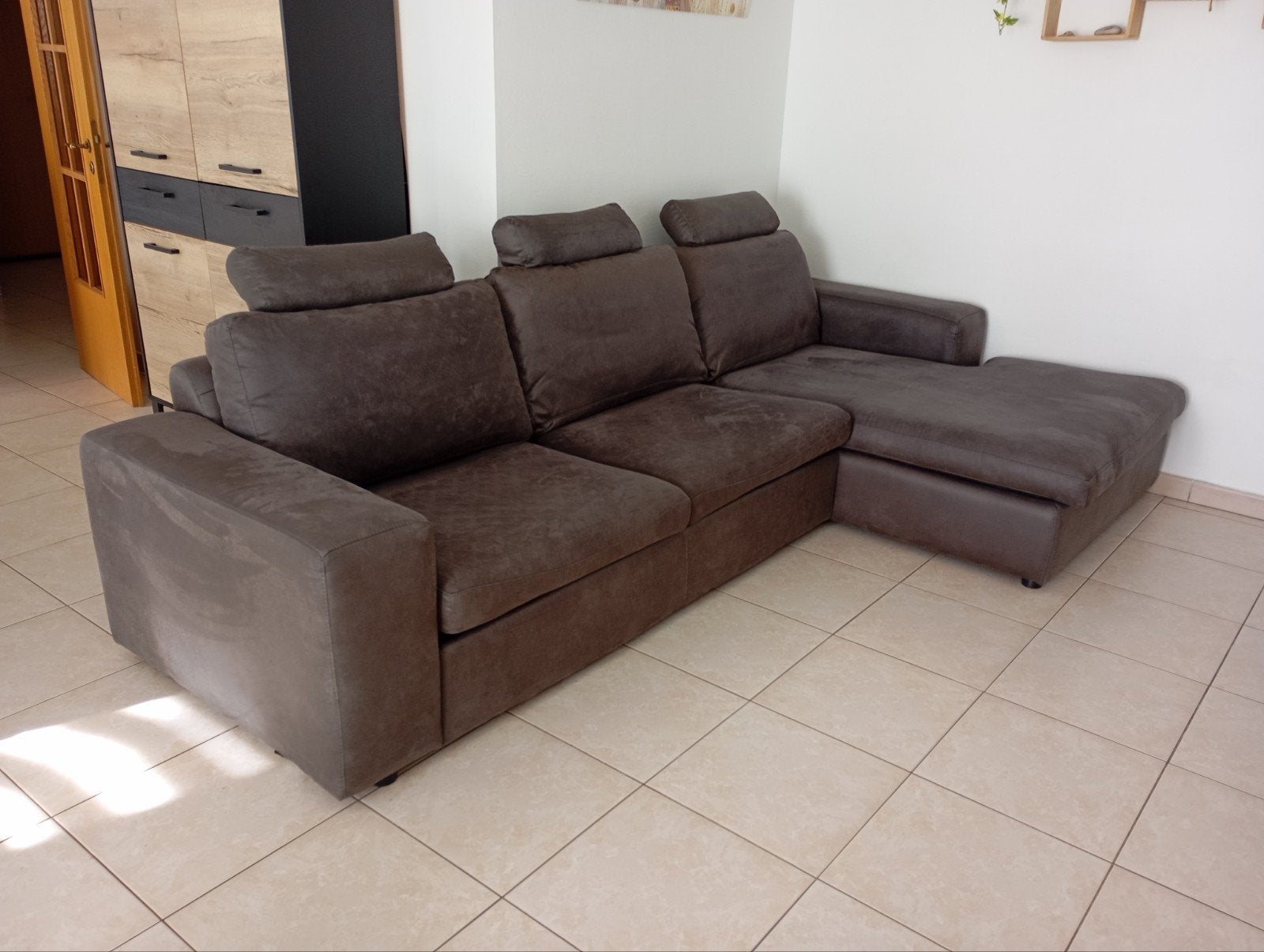Salon d’angle Château Prayon en microfibre gris – Éta, Maison & Meubles, Enlèvement