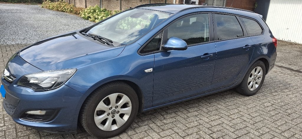 opel astra sports tourer 2014, Auto's, Opel, Blauw, 5 deurs, Particulier, Dealer onderhouden