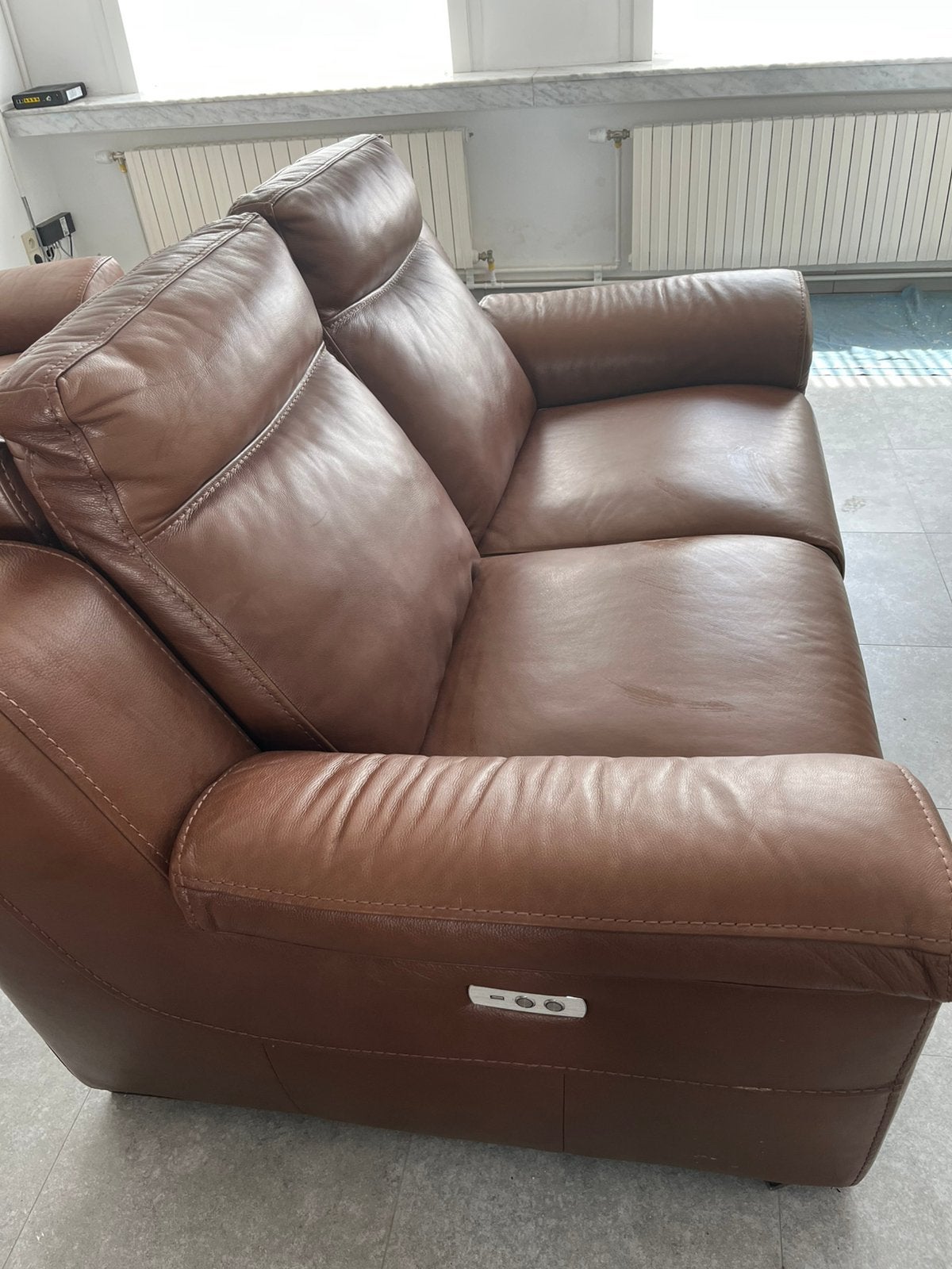 Salon in leder, Ophalen, Zo goed als nieuw