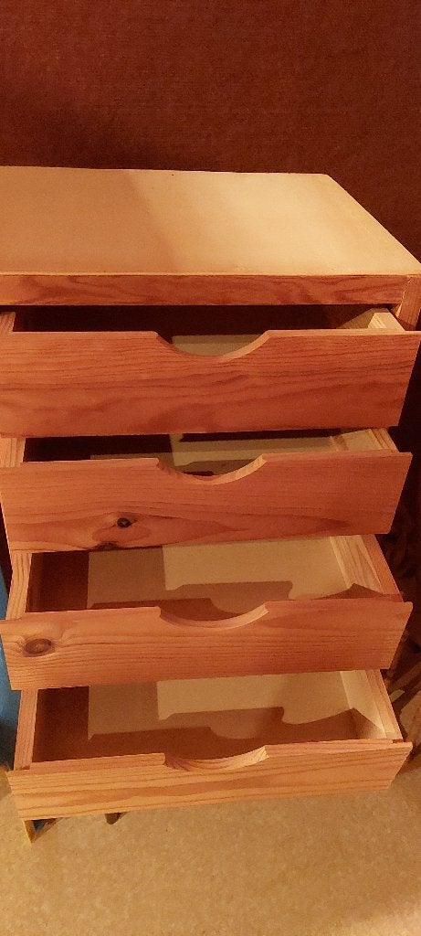 Petit meuble de rangement en pin - A DONNER, Enlèvement, Utilisé